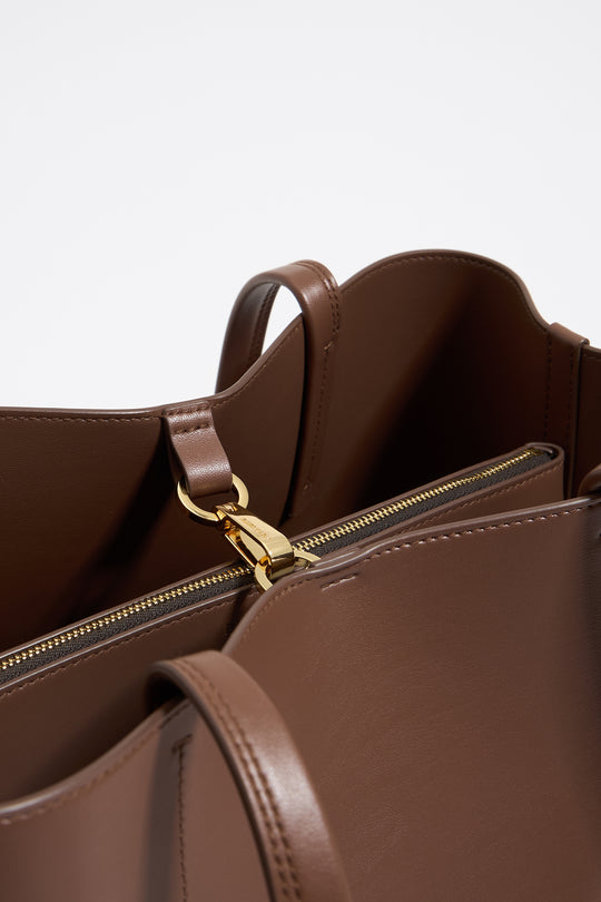 Large mocha leather Chihuahua shopper bag