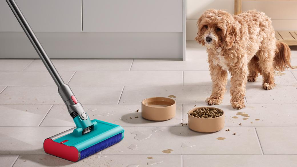 Dyson V15s Detect Submarine™ wet and dry vacuum cleaner