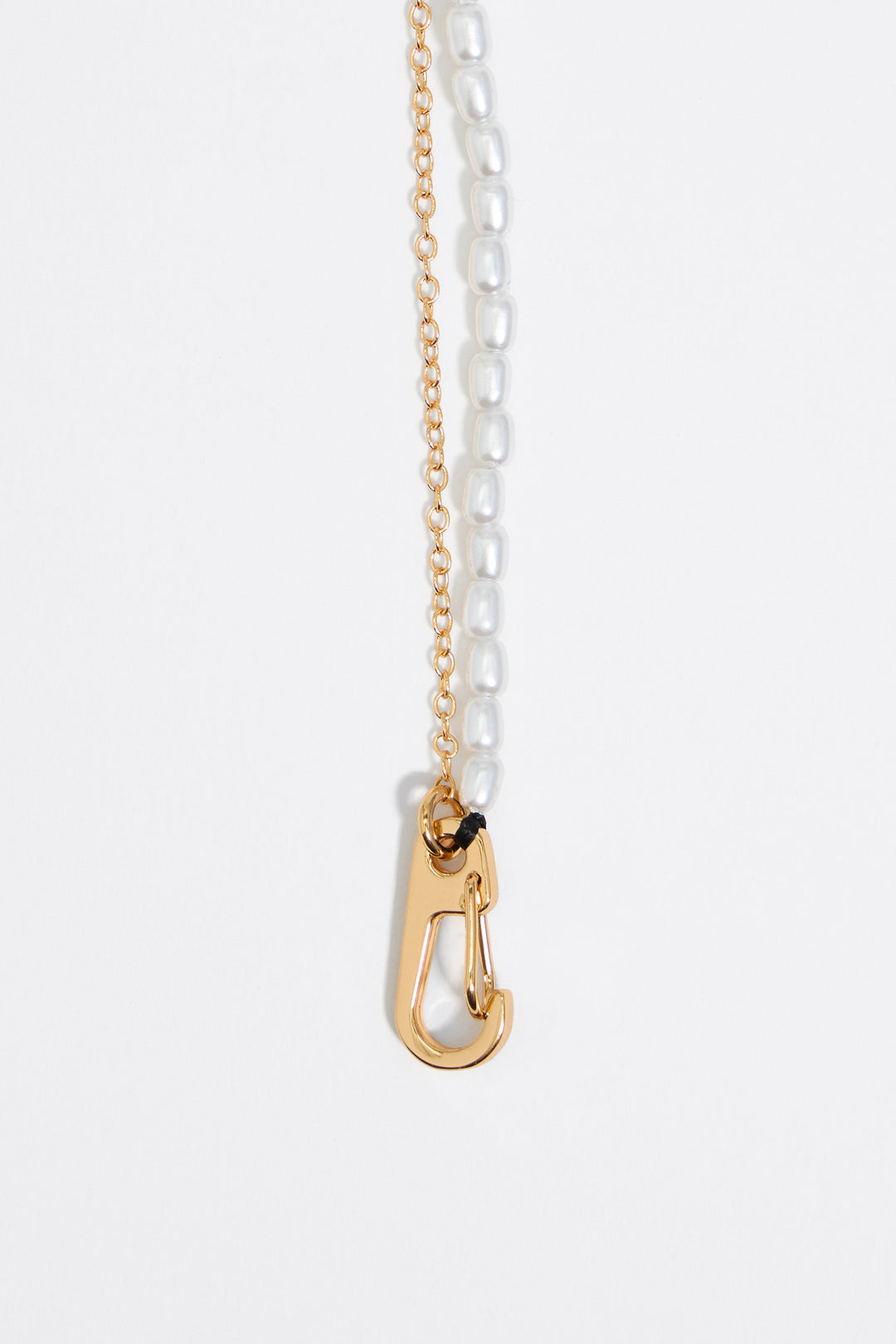 Pearls and crystals logo heart necklace