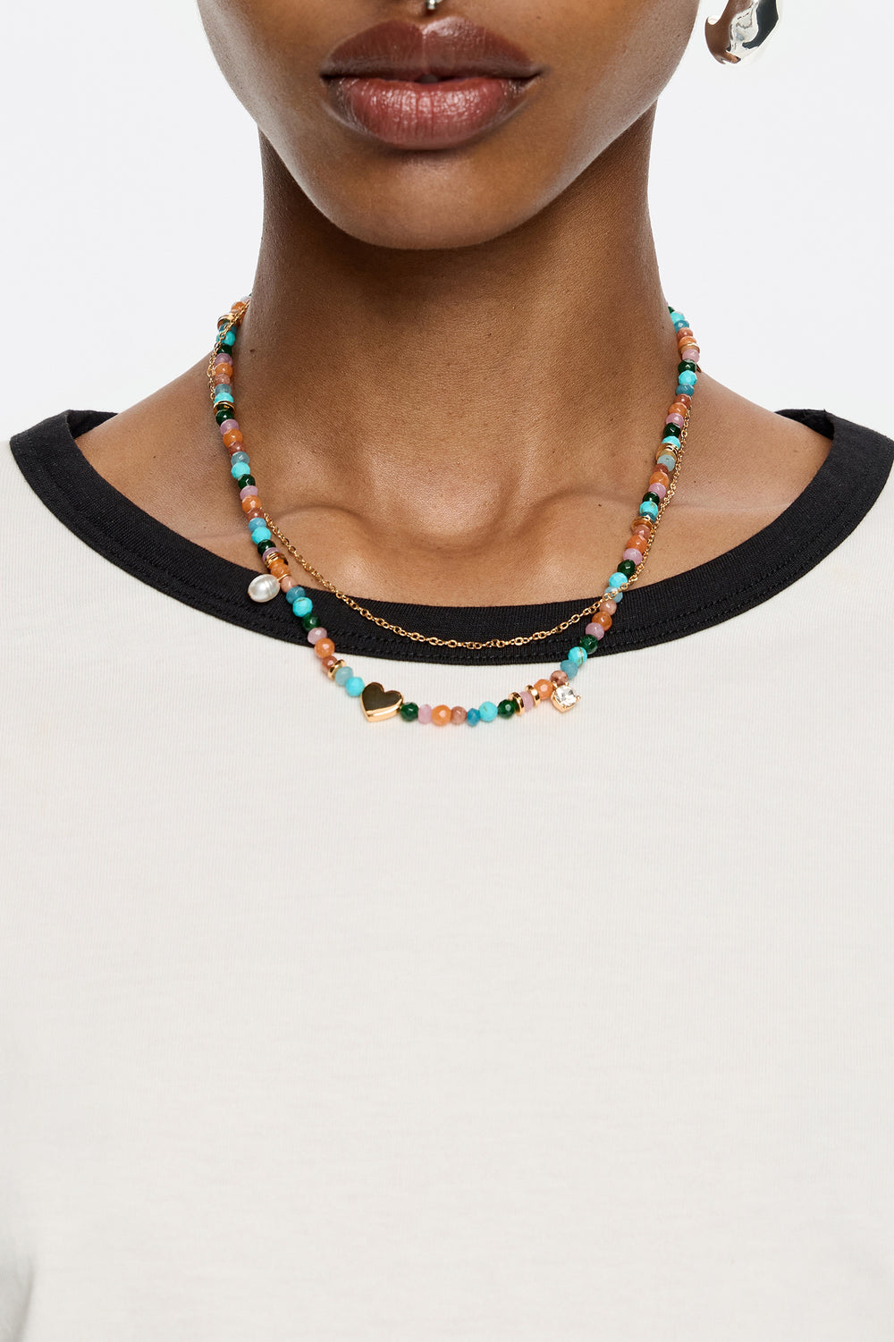 Multicolor stones and gold heart necklace