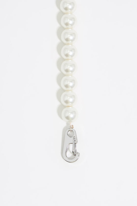 Crystal butterfly pearl necklace