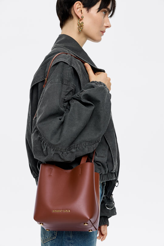 Small walnut leather Chihuahua bag