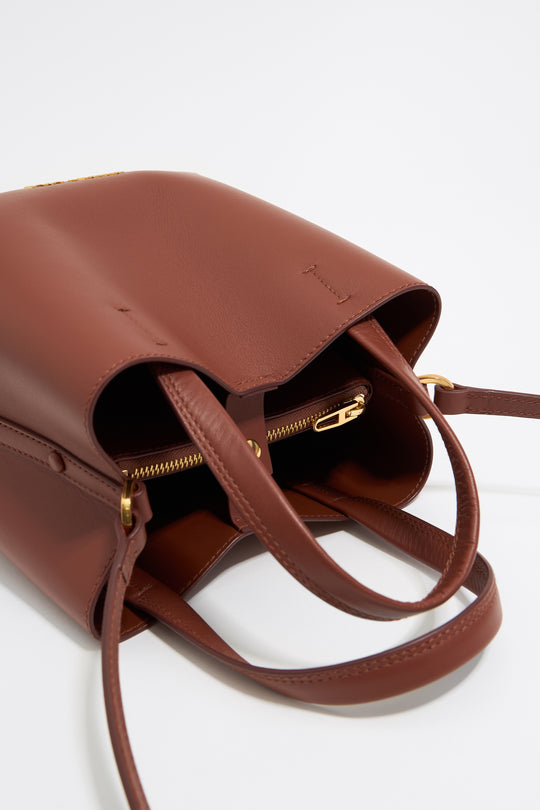 Small walnut leather Chihuahua bag
