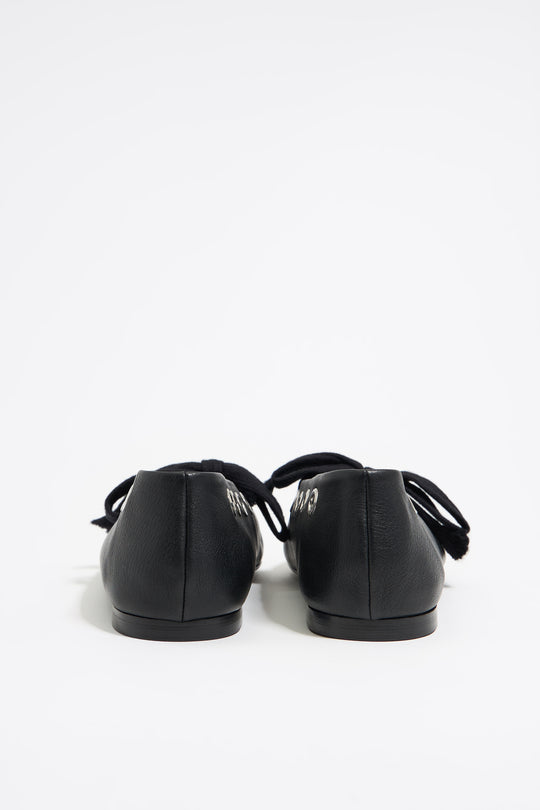 Black leather lace-up ballerina