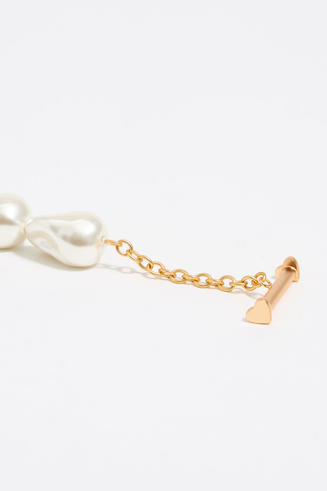 Gold-tone chain and pearl heart logo bracelet