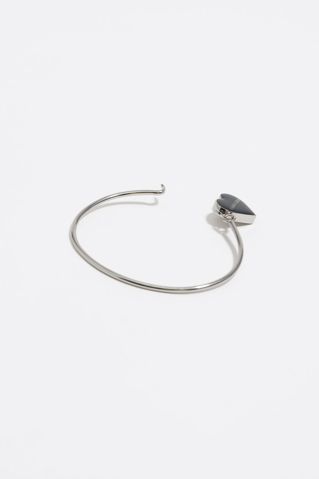 Black heart rigid bracelet