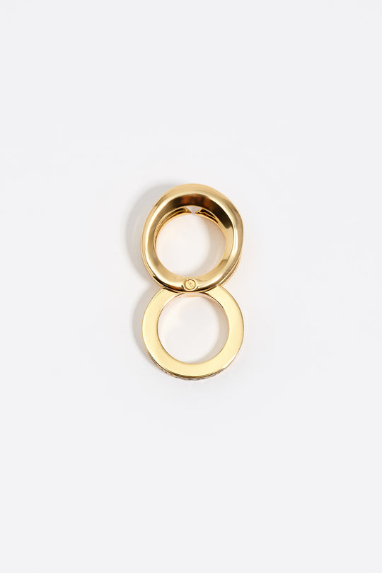 Red triple modular ring