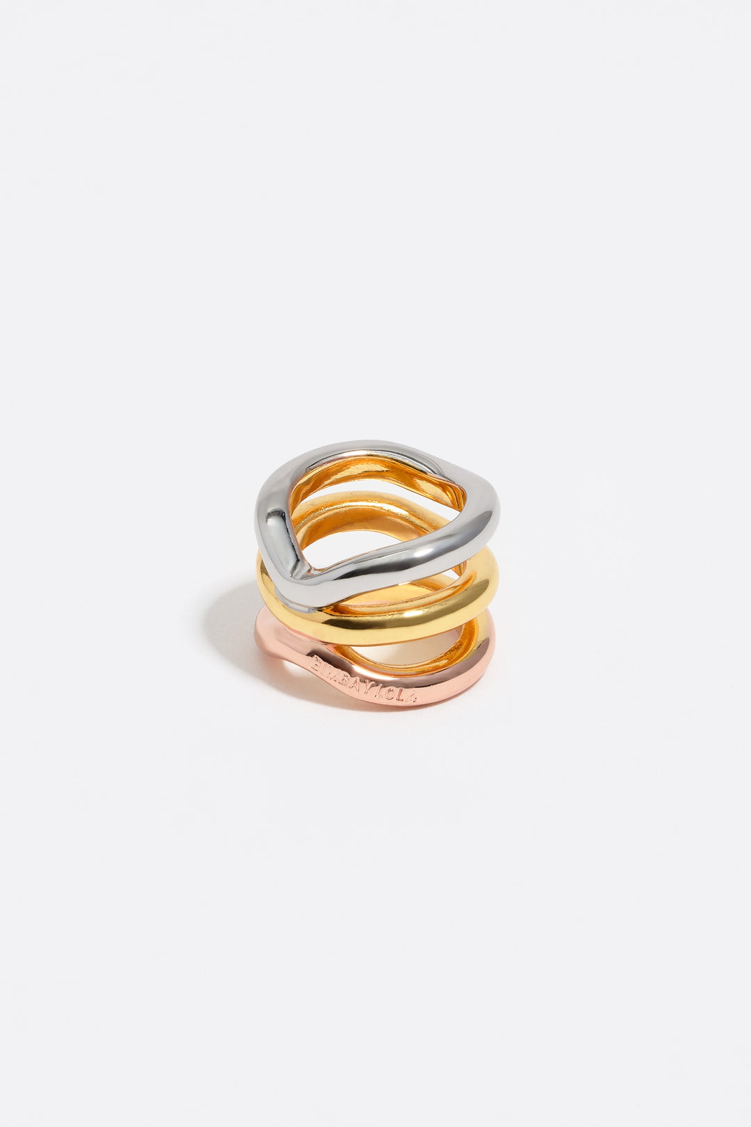 Three-tone bands ring