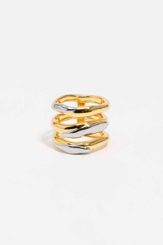 Textured two-tone triple ring