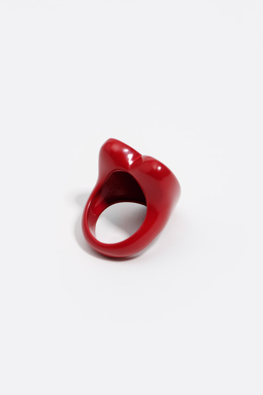 Red heart ring - MYHOLDAL LEBANON