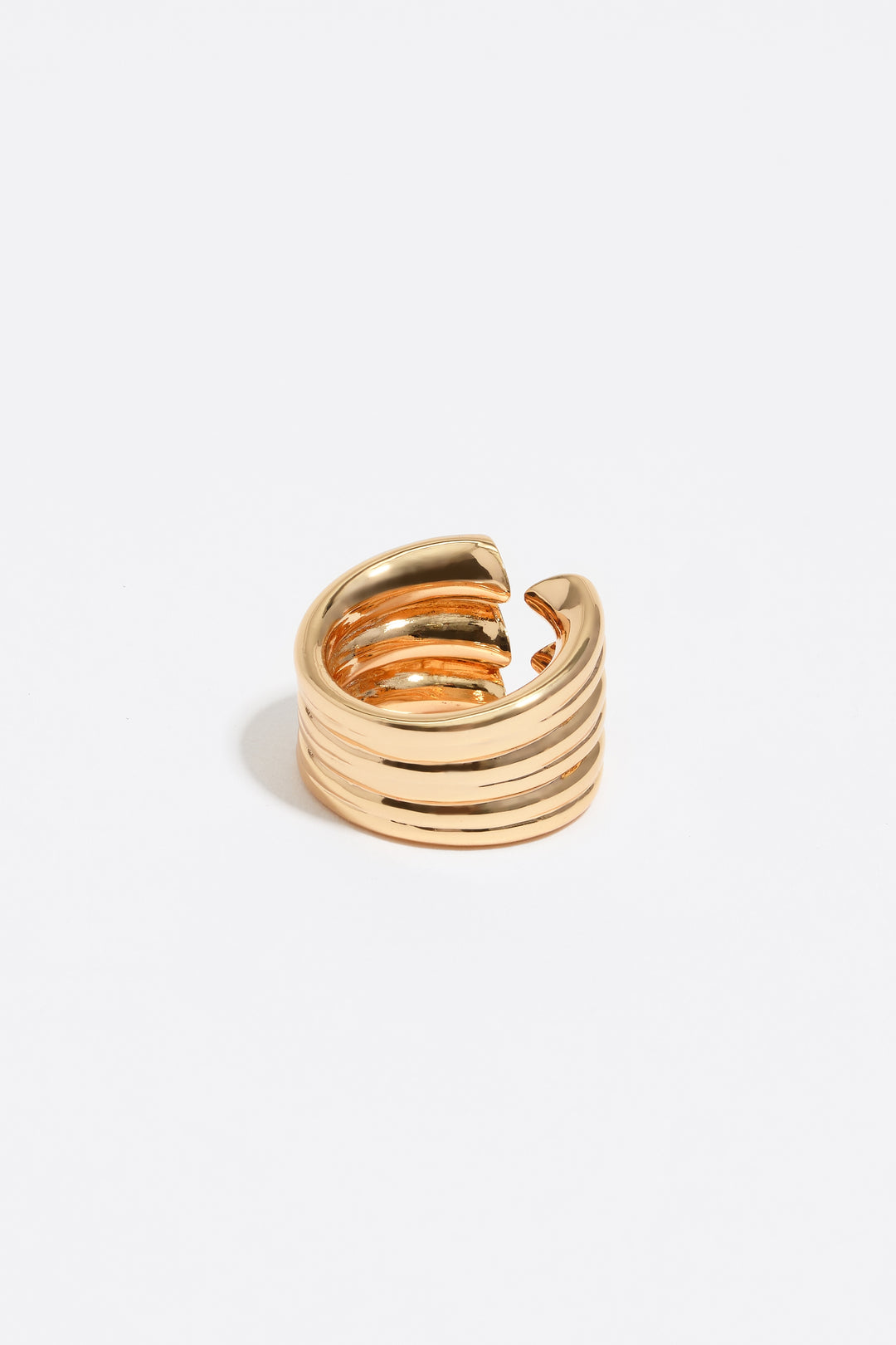 Gold hearts ring