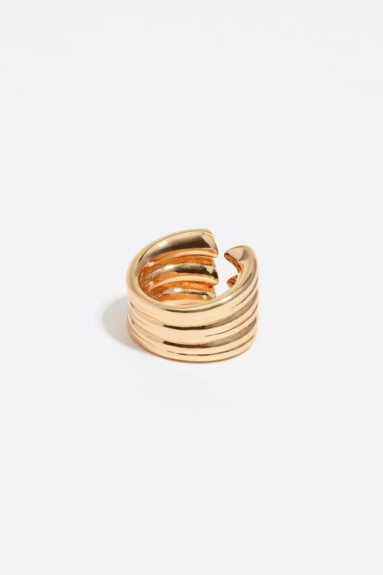 Gold hearts ring