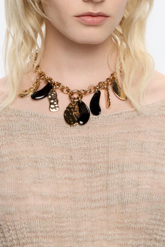 Black textured petals and chain necklace