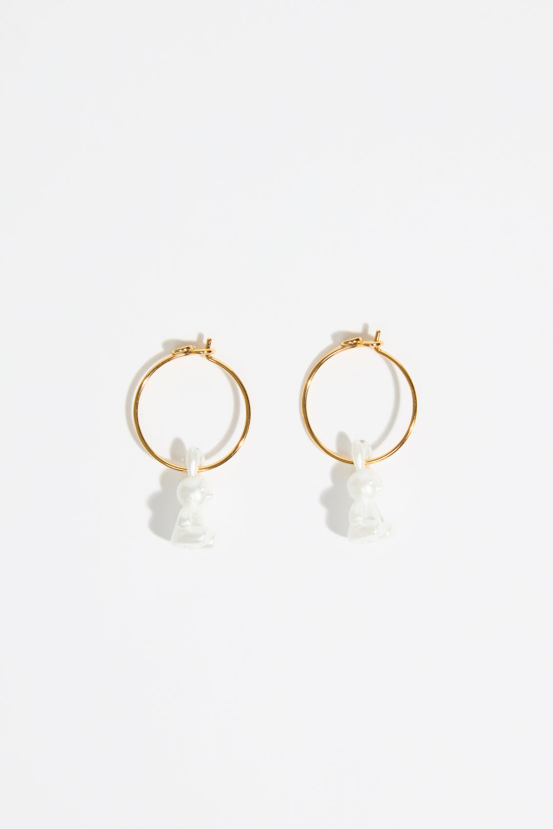 Pearl rabbit hoop earrings