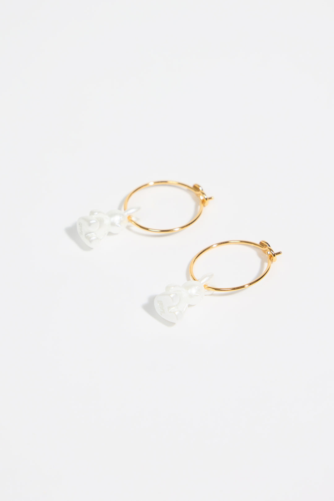 Pearl rabbit hoop earrings