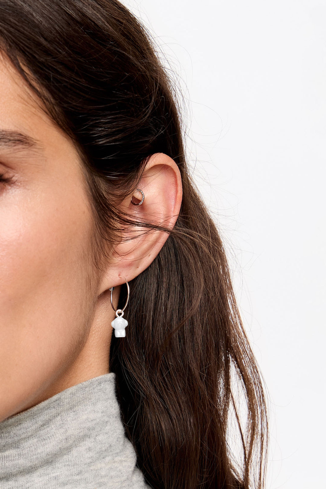 Pearl dog hoop earrings