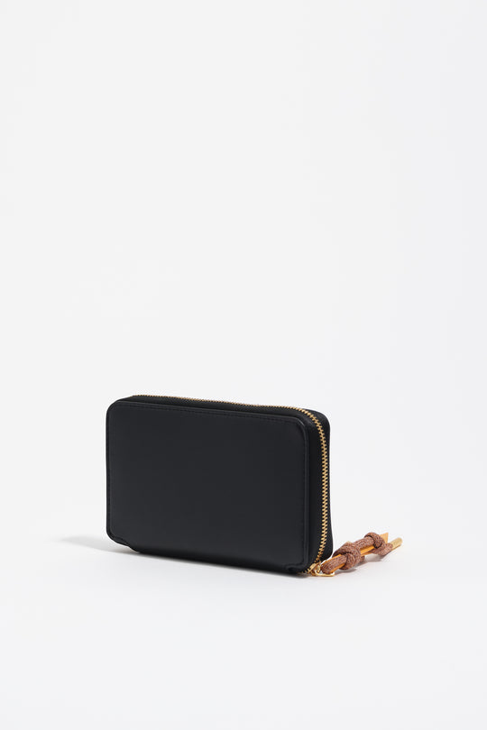 Medium black leather horizontal wallet