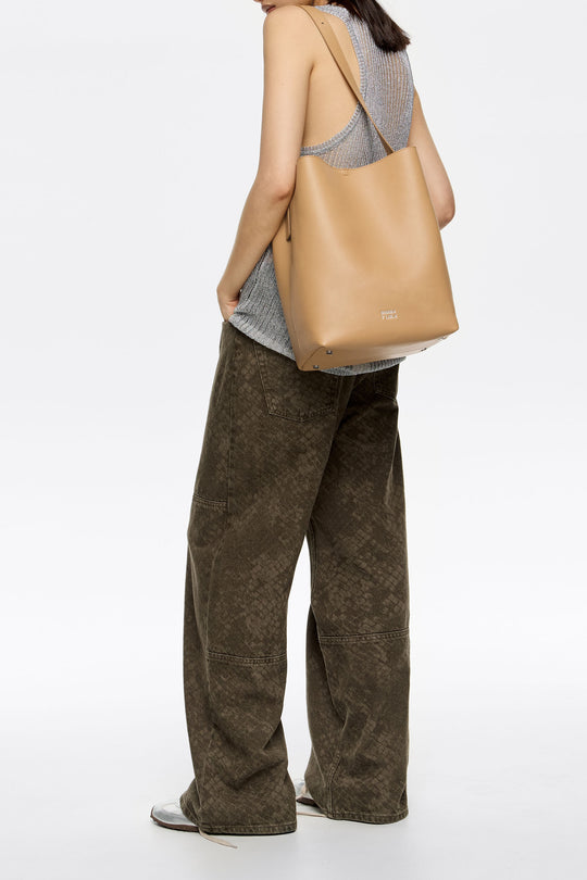 Large desert leather Carlino bag