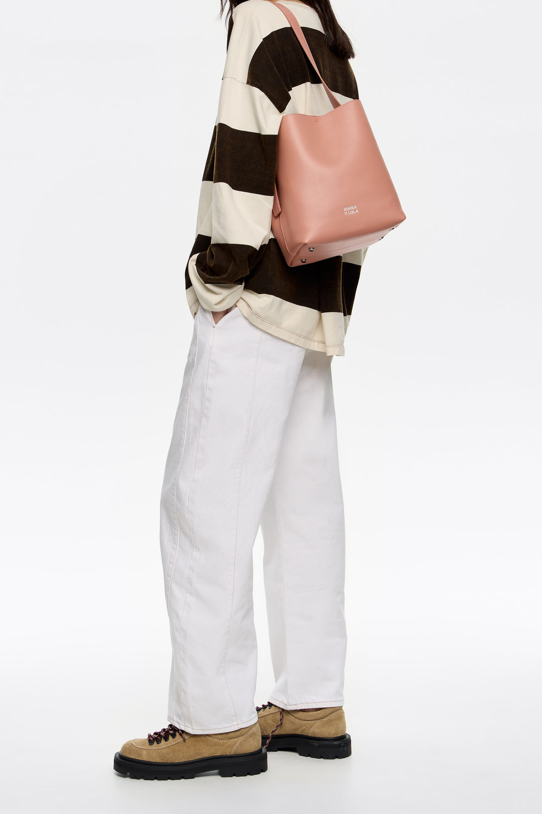 Medium pink leather Carlino bag
