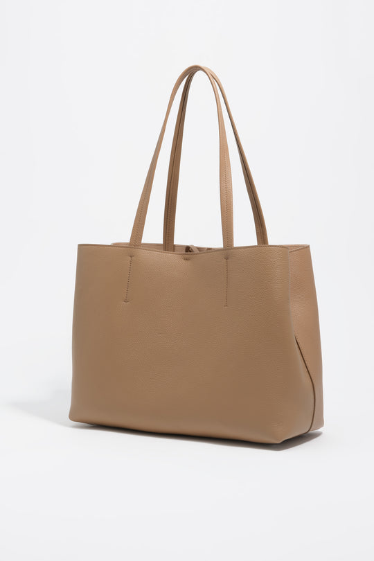 Light brown leather shopper bag