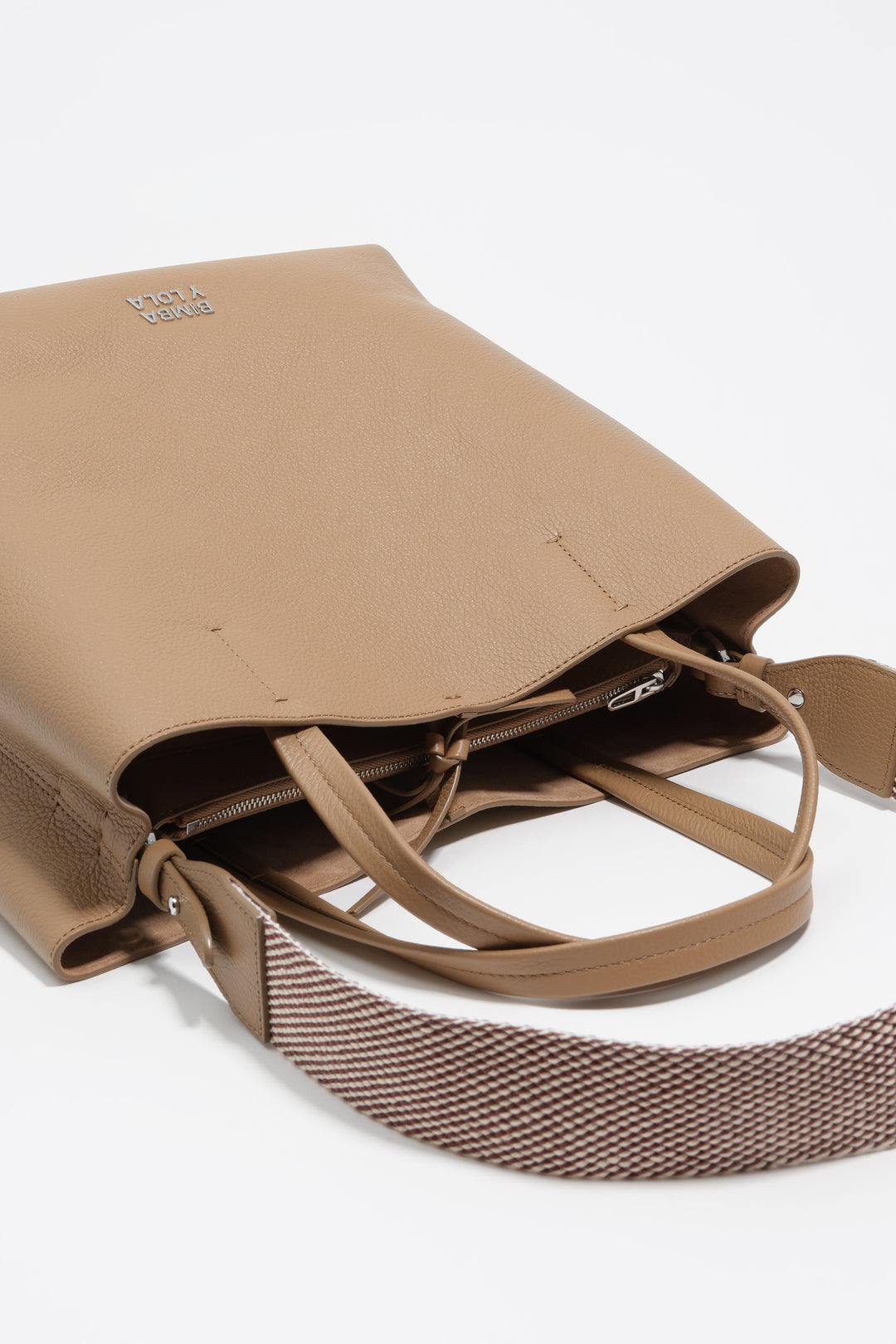 Light brown leather shoulder bag