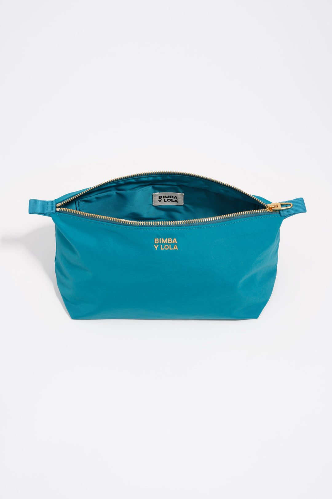 Large lagoon blue nylon Trapecio make-up case