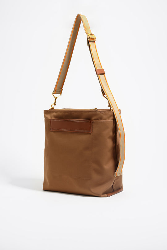 Large cinnamon nylon Carlino bag