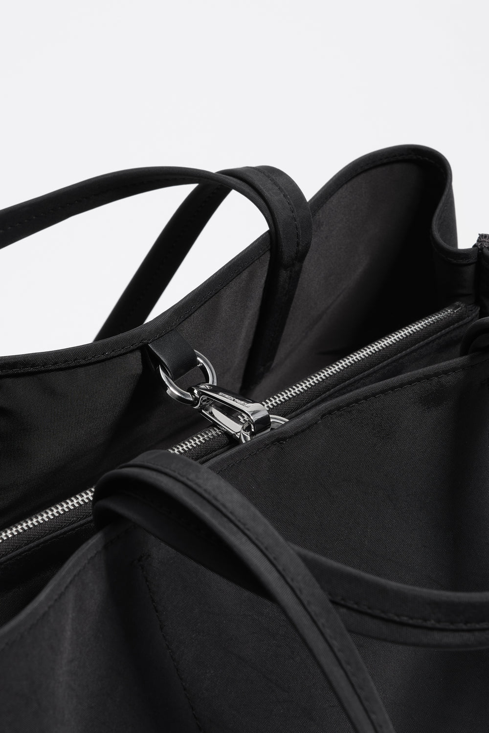 Large black nylon Chihuahua shopper bag