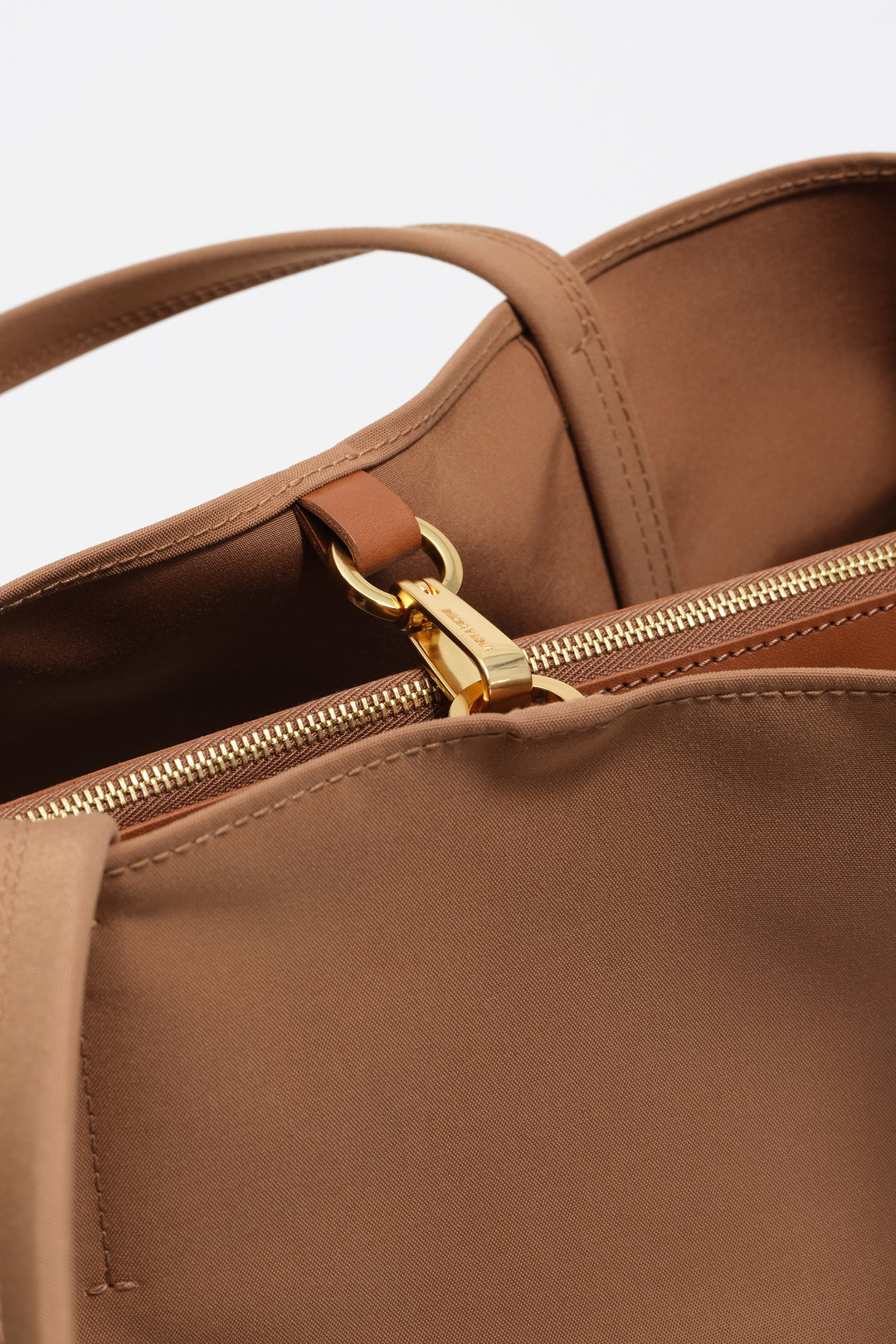 Cinnamon nylon shopper bag