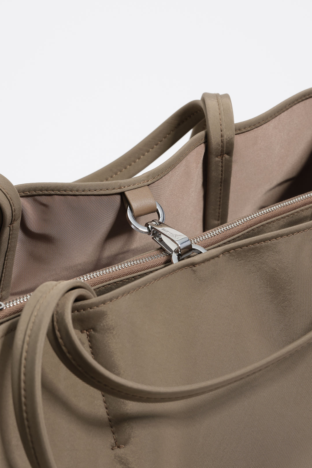Large taupe nylon Chihuahua shopper bag