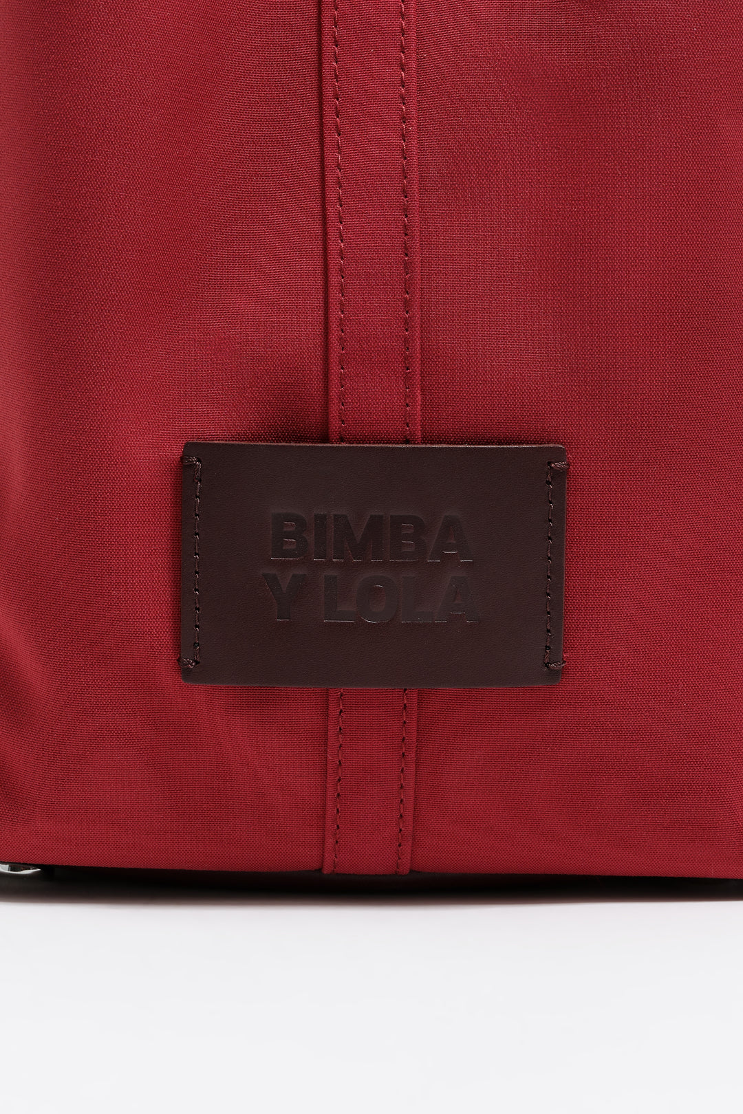 Large dark red nylon Chihuahua bag