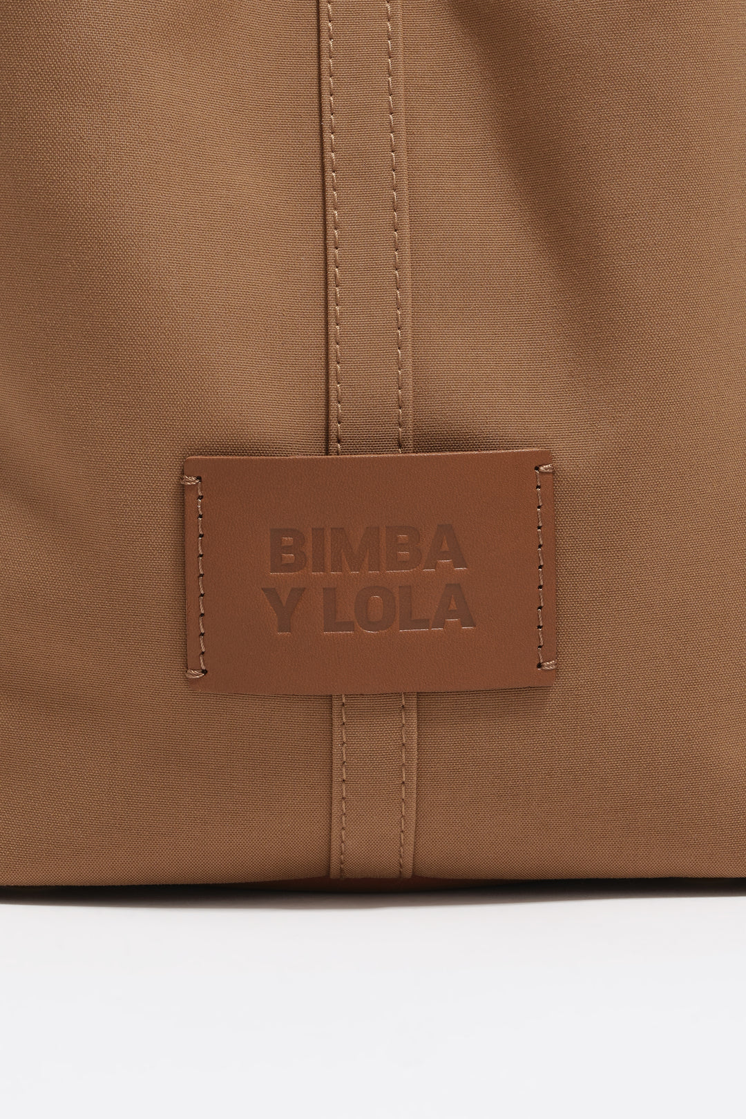 Large cinnamon nylon Chihuahua bag