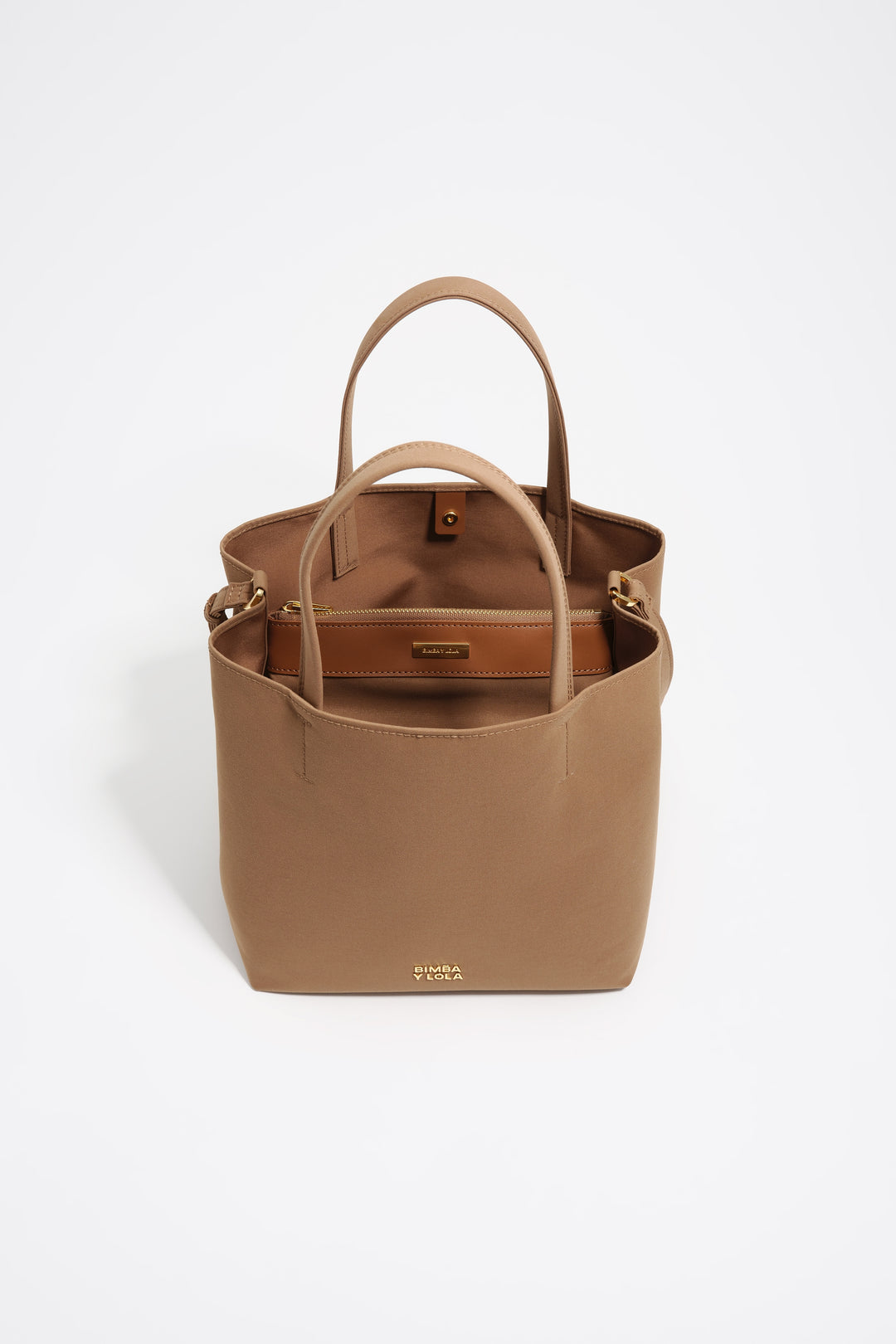 Large cinnamon nylon Chihuahua bag