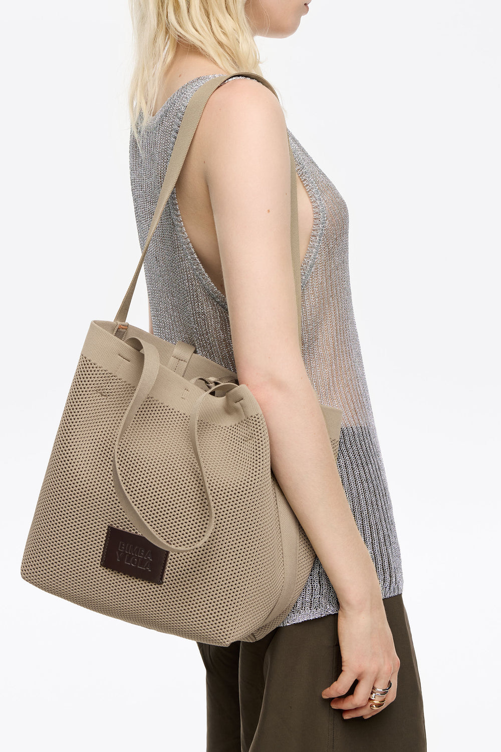 Medium beige Flyknit shopper bag