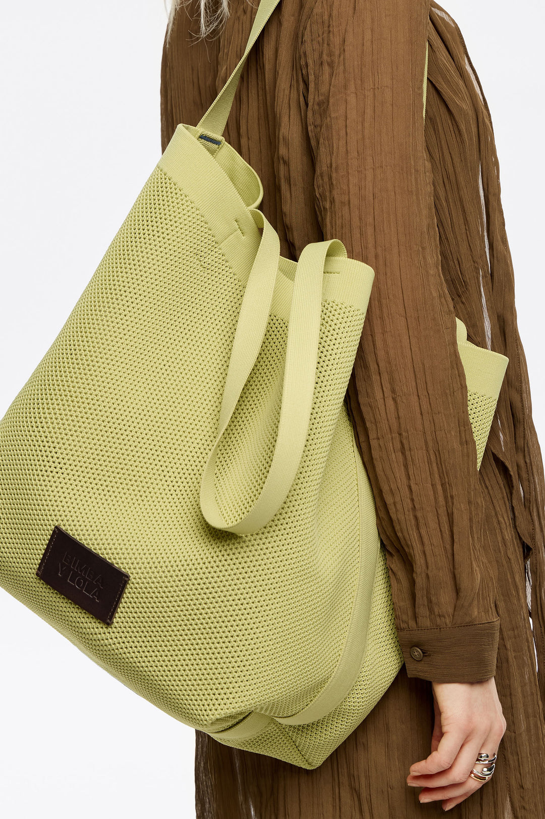 Large kiwi Flyknit shopper bag