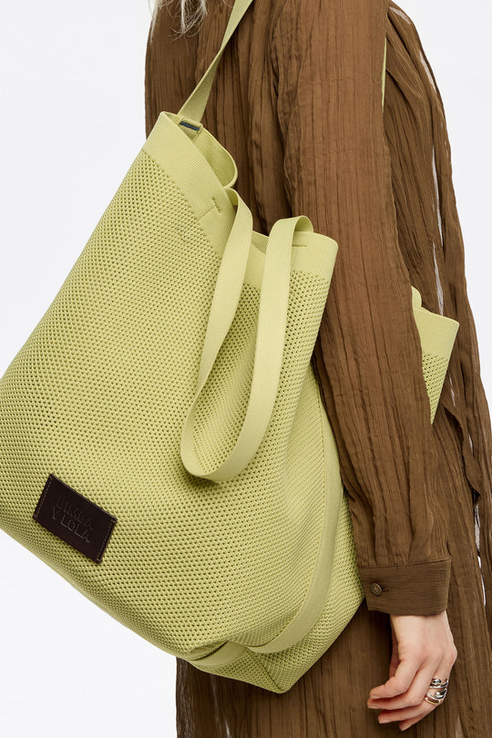 Large kiwi Flyknit shopper bag