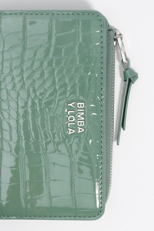 Shiny pastel green textured purse