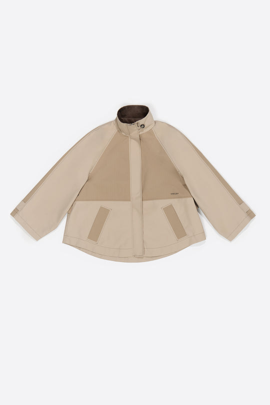 Two-tone stone A-line trench