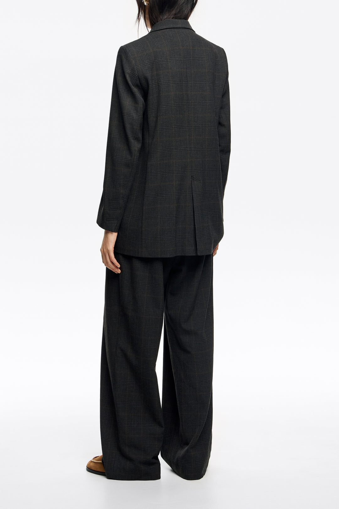 Dark gray tailored double-breasted jacket