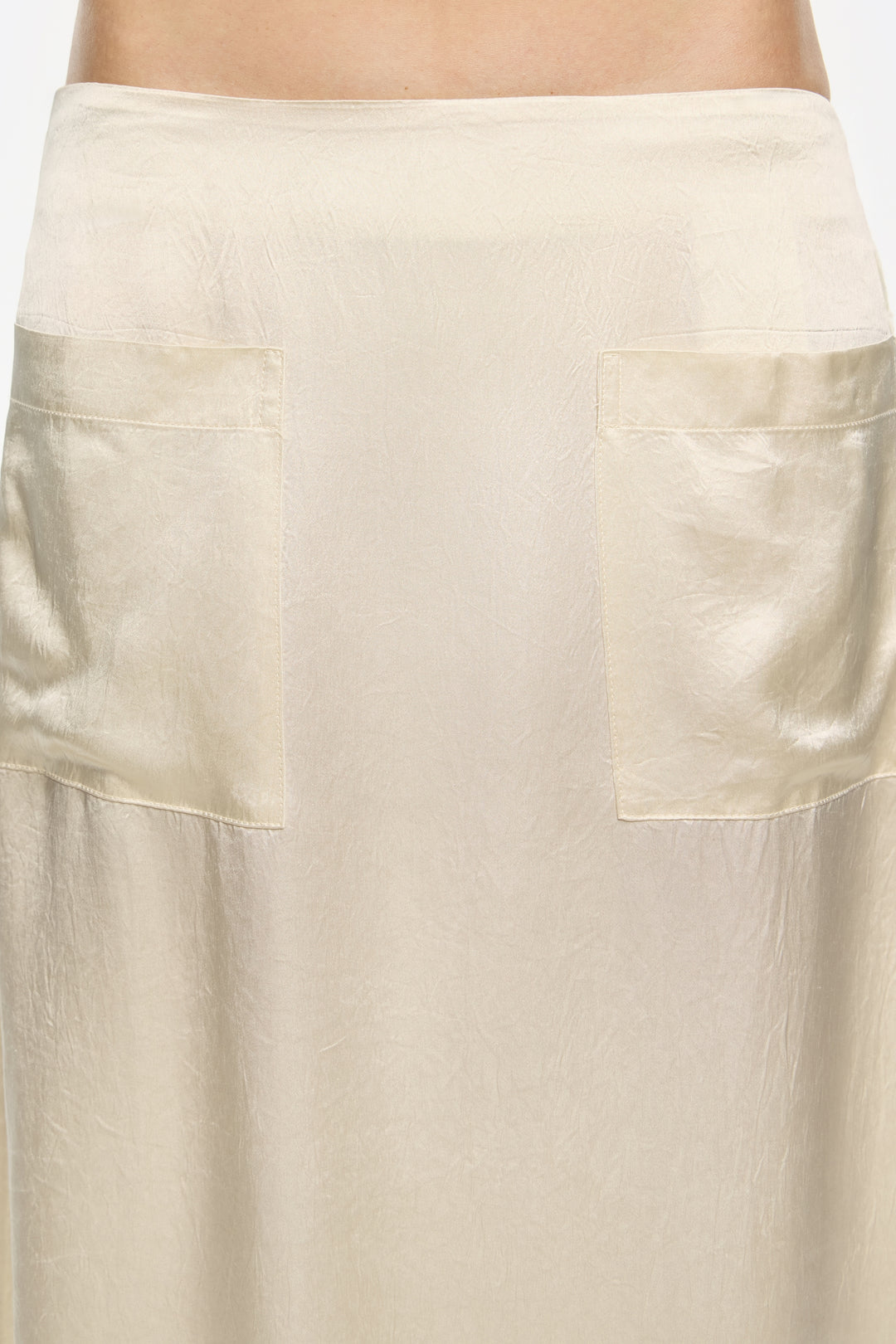 Beige A-line skirt with pockets