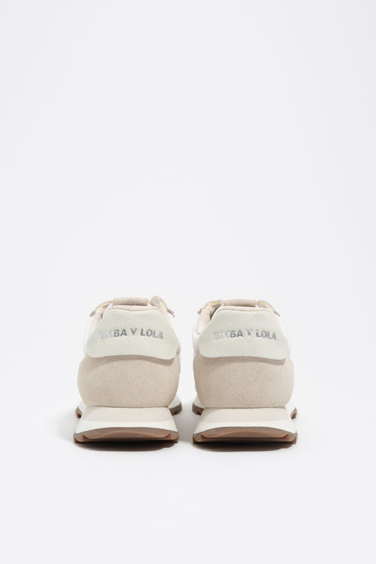 White 13 18 retro sneaker