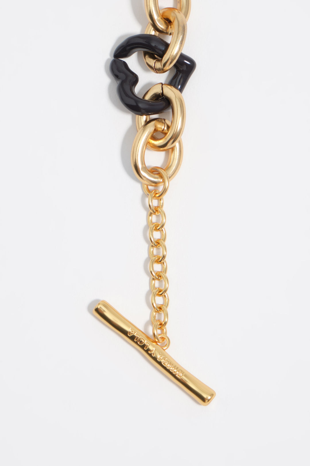 Heart bracelet with gold texture and brown enamel