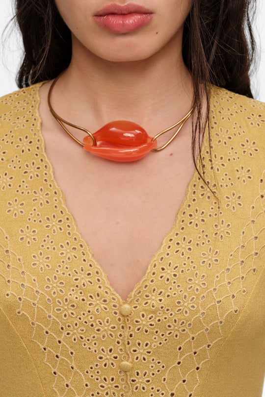 Orange resin seashell choker necklace