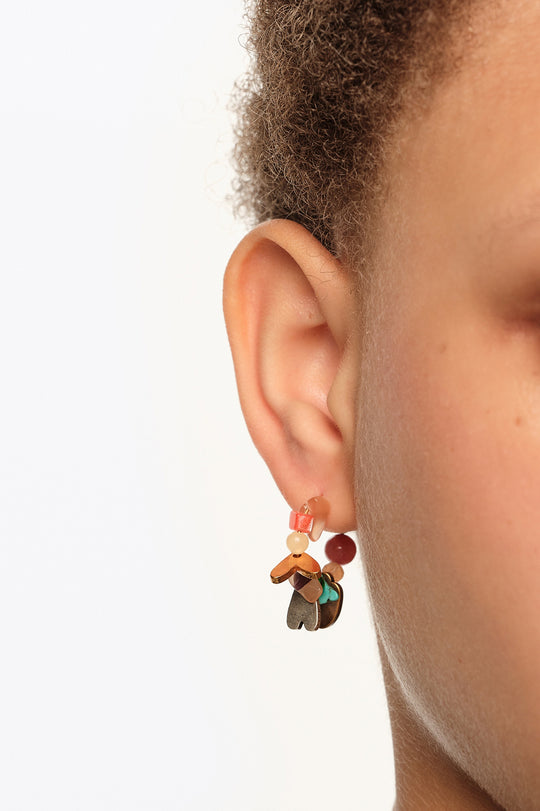 Metal silhouette and multicolor stone hoop earrings