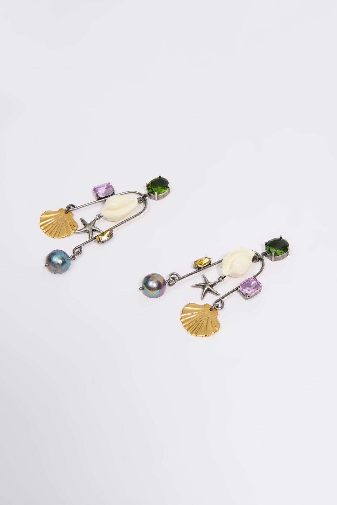 Aged silver seashell and crystals earrings