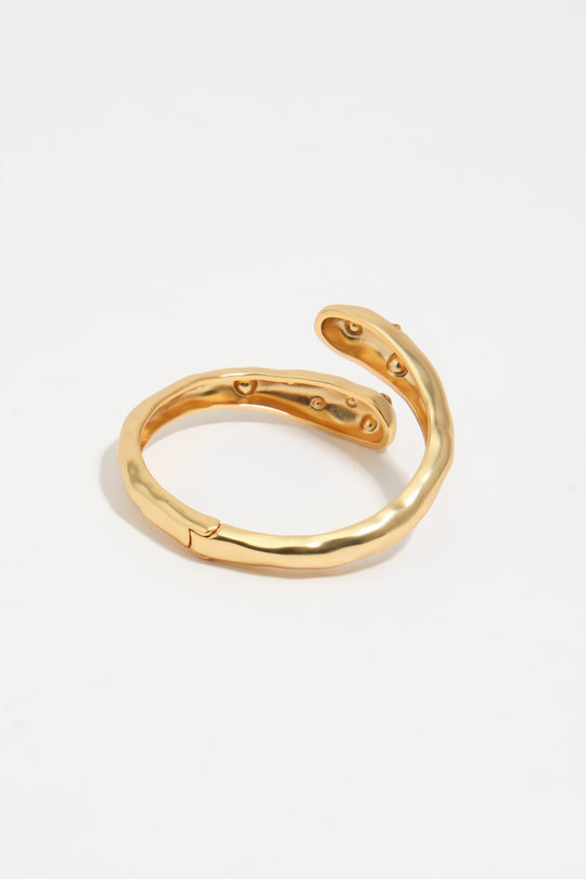 Matte gold textured criss-cross and crystals bracelet