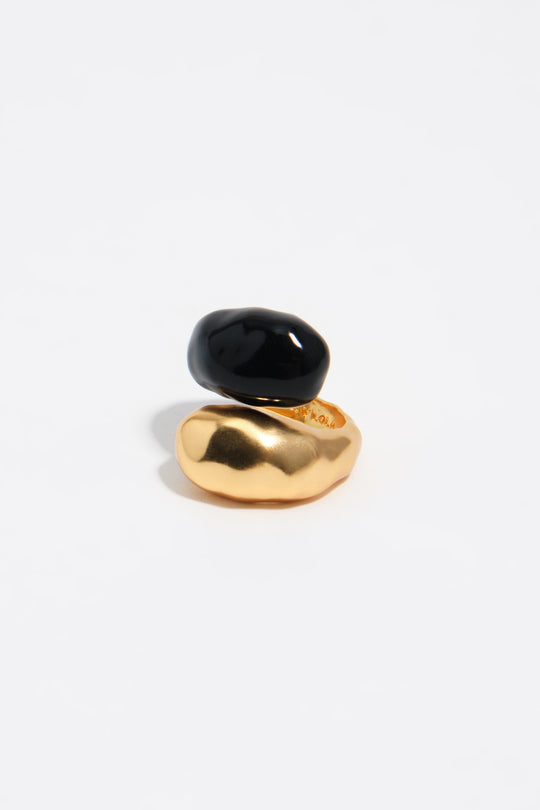 Matte gold textured criss-cross ring with black enamel