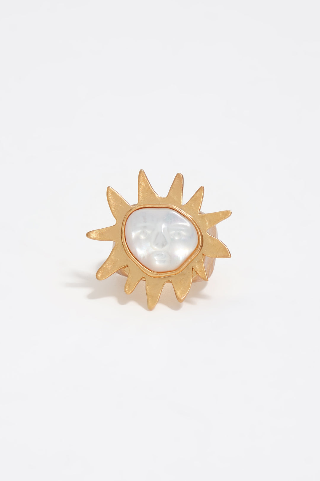 Sun ring with mother-of-pearl face