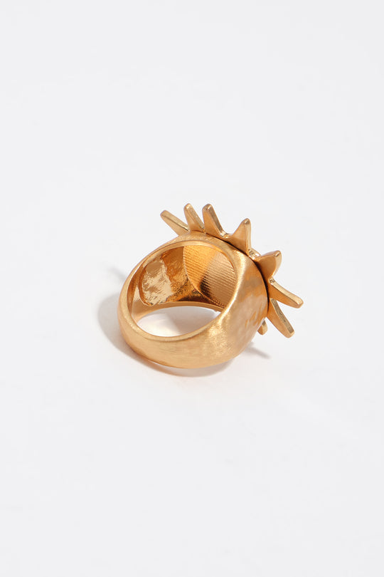 Sun ring with mother-of-pearl face