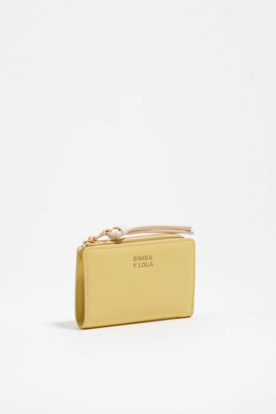Banana compact purse